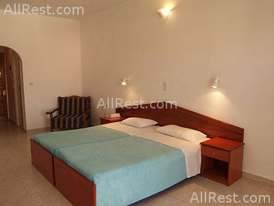 Dennys Inn Hotel 23